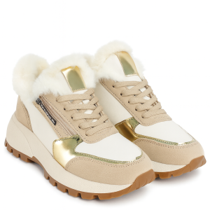 Zapatillas casual con detalles dorados y forro de pelo